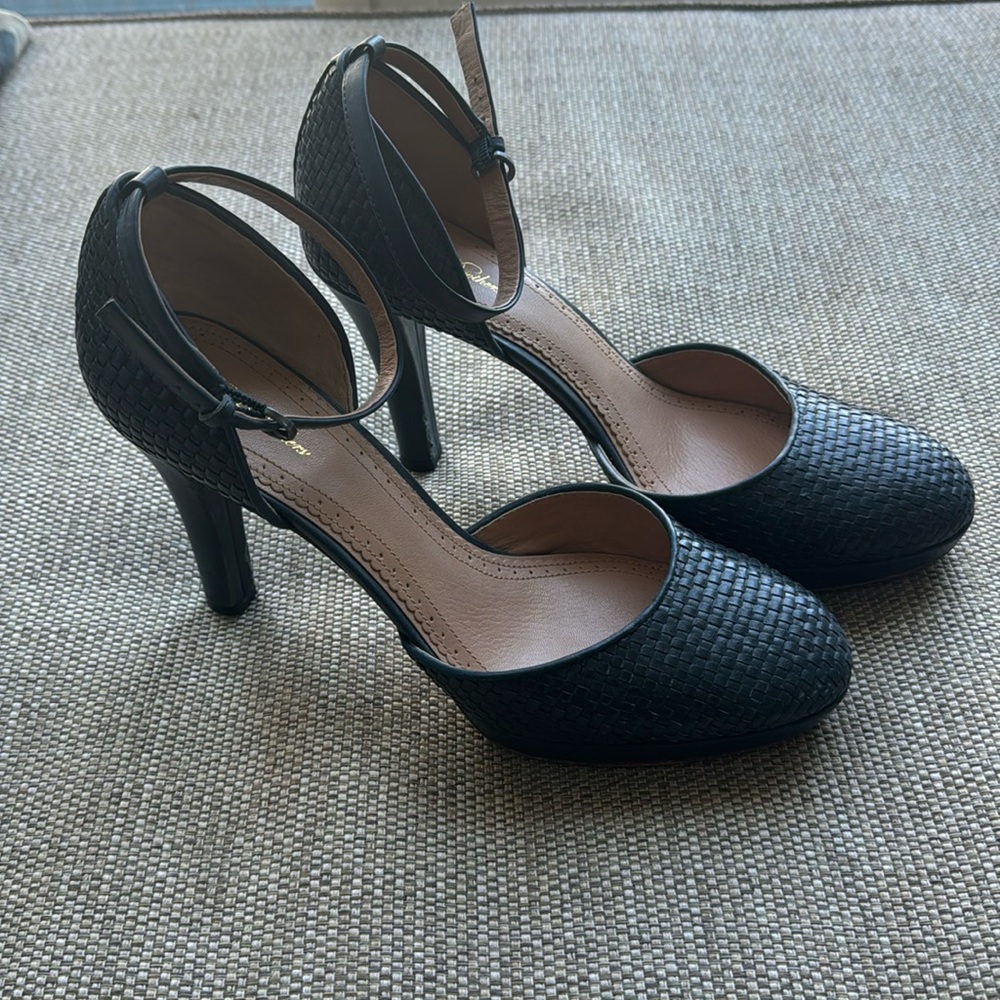 Brooks brothers size 9 heels